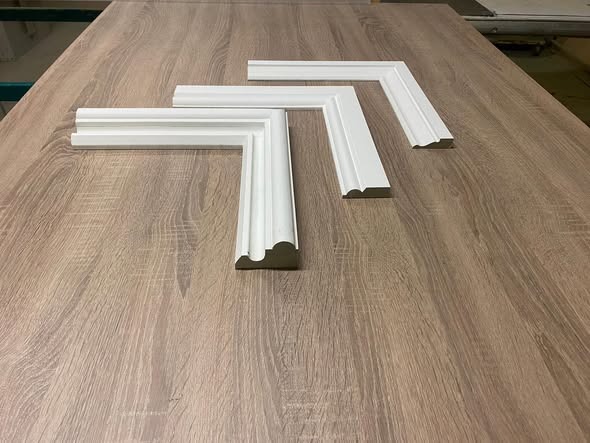 Handcrafted skirting board profile detail